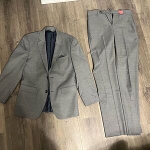 3 2-piece Men’s Suits